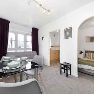 https://wheat-sheaf-hub.brighton-hotels-england.com